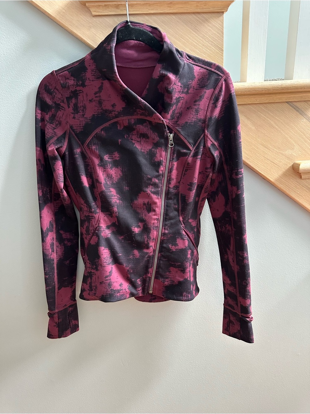 lululemon athletica Maroon & Black Asymmetric Zip Jacket